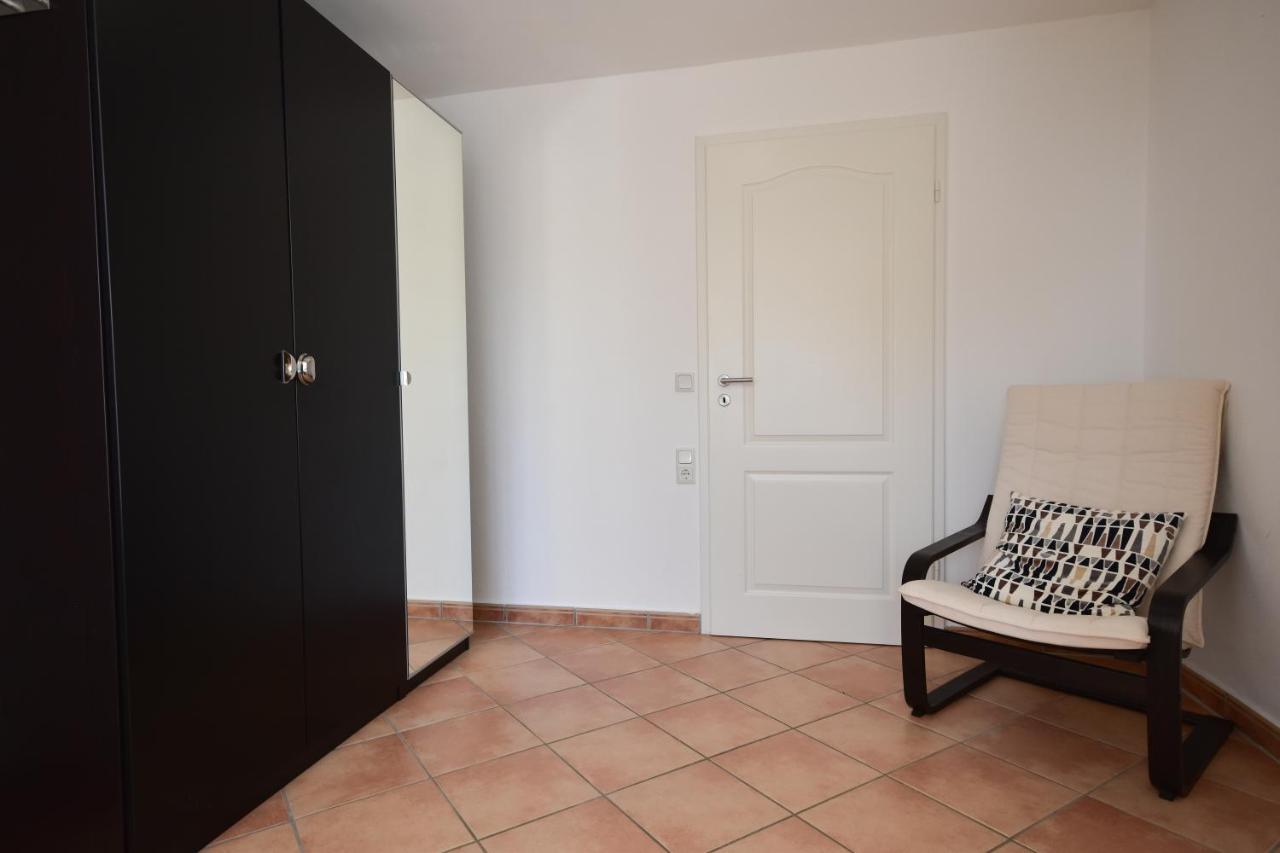 In The Second Line, Modern Beachfront Holiday Home In Costabella, Marbella Esterno foto